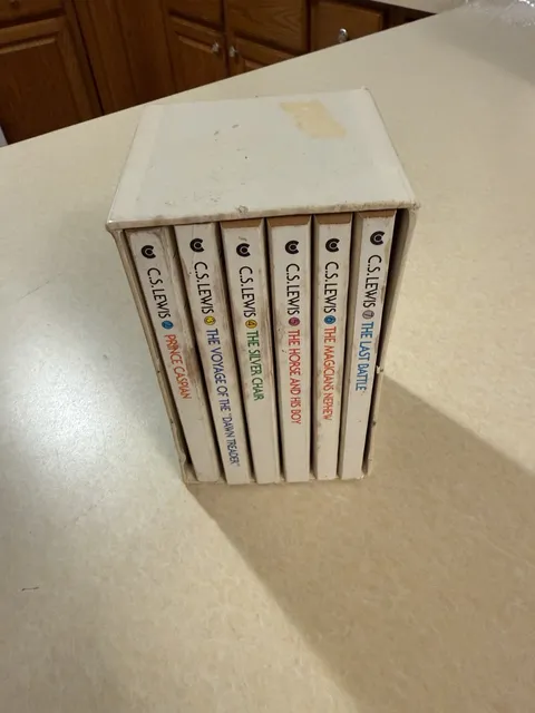 C.S. Lewis The Chronicles of Narnia Paperback Box Set