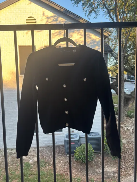 T Tahari Cardigan Sweater Size M Black Pearl Button Long Sleeve Pocket