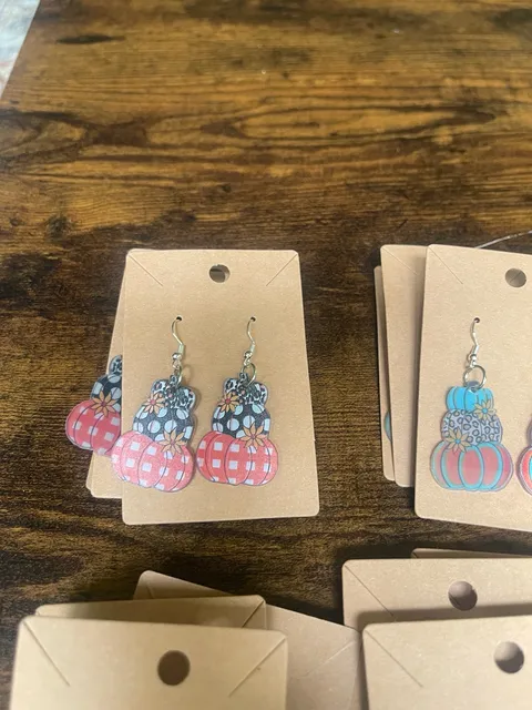 Pumpkin Dangle Earrings Red Checkered Fall
Each $5.99
3 items each