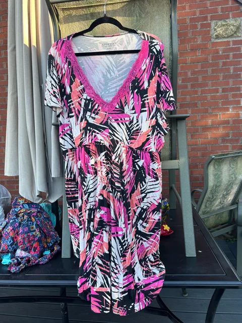 Super Soft by Torrid Sleep Dress Pink Black White Palm Print