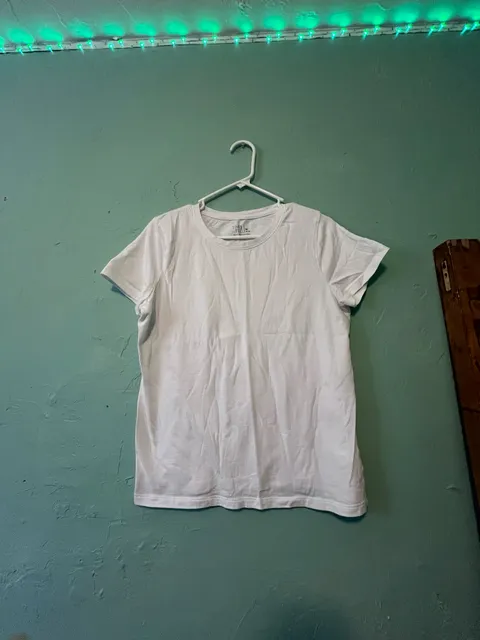 Time And Tru Short Sleeve Crew Neck T-Shirt Size M