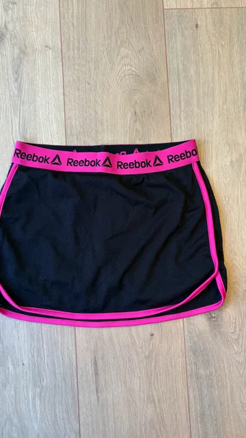 Reebok Athletic Skort Size XL 14-16 Black Pink Mesh Active