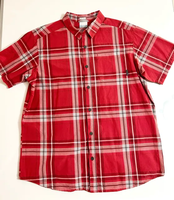 Columbia Men's Regular Fit Short Sleeve Red Plaid Button Down Shirt Size XL
