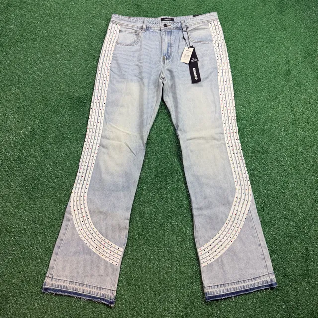 Kindred Rhinestone Stripe Jeans 38x36 Light Blue Relaxed Straight Leg
