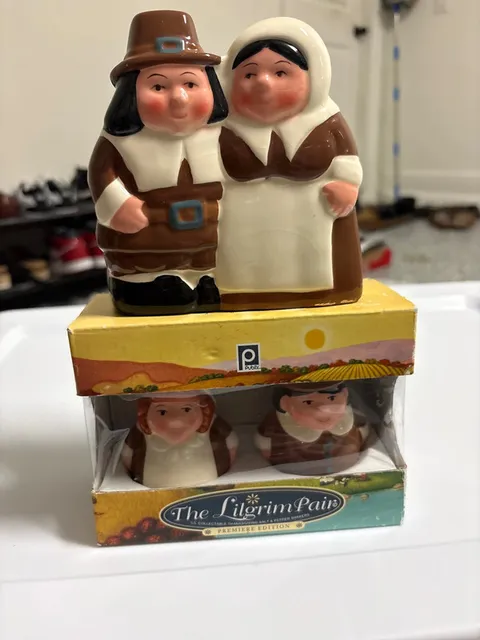 Vintage Publix pilgrim salt and pepper shakers and napkin holder