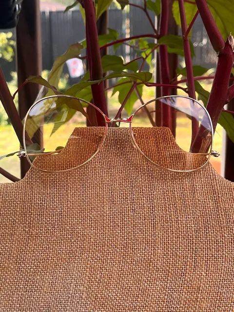Gold Tone Metal Frame Tan/Peach Lens Sunglasses