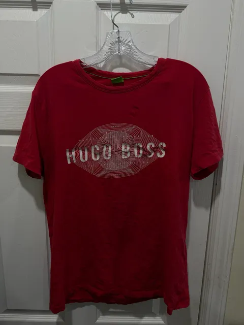 Hugo Boss Graphic T-Shirt Size M Red
