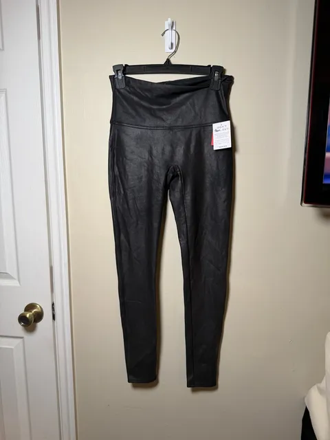 Spanx Faux Leather Fleece-Lined Legging Size L Black