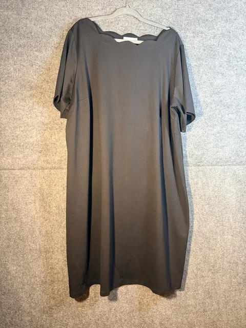 Croft & Barrow Dress Size 2X Black Scalloped Neckline Short Sleeve