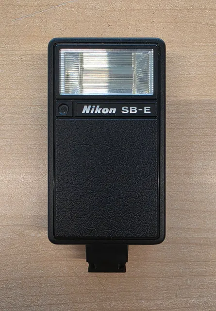 Nikon Speedlight SB-E Camera Flash Unit Not Tested 511