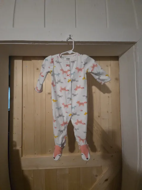 Child Of Mine Footed Pajamas Size 3-6M Fox