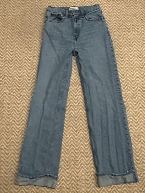 Abercrombie & Fitch The 90s Relaxed Jean 26/2 R High Rise