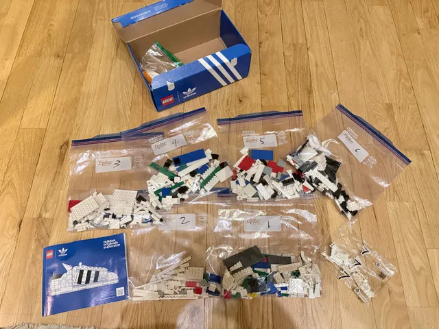 Retired LEGO Adidas Originals Superstar Set 10282 100% Complete w/ Box & manual