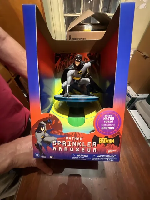 Wham-O The Batman Sprinkler Water Soaker Outdoor Toy 2004 Boxed