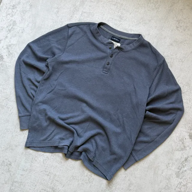 St. John's Bay Waffle Knit Henley Size XL Blue Long Sleeve Shirt