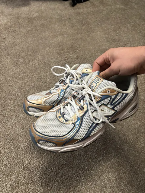 Modern New Balance 740 Size 12.5 White Gold Blue Running Sneakers