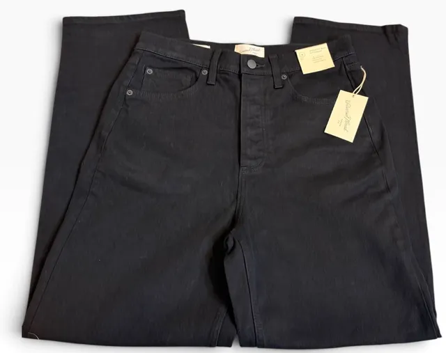 Universal Thread Highest Rise Straight Jeans Size 8 Black New
