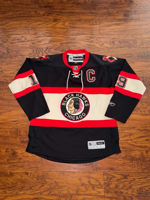 Reebok Chicago Blackhawks Hockey Jersey Size S Black Red