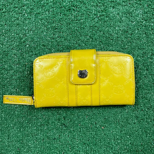 Hello Kitty Wallet Embossed Patent Yellow Zip Around Card Holder