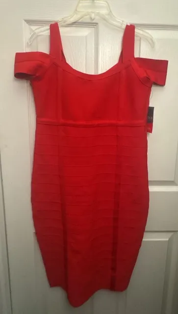 Bold Elements Dress Size L Red Cold Shoulder Bodycon