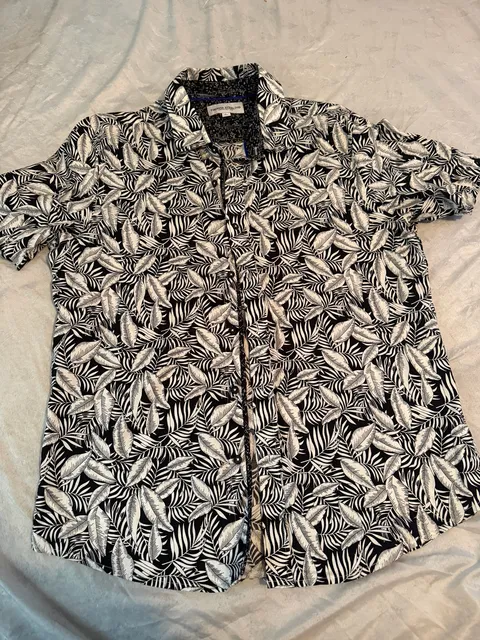 Thomas Sterling Short Sleeve Shirt Size L Black White Leaf Tropical