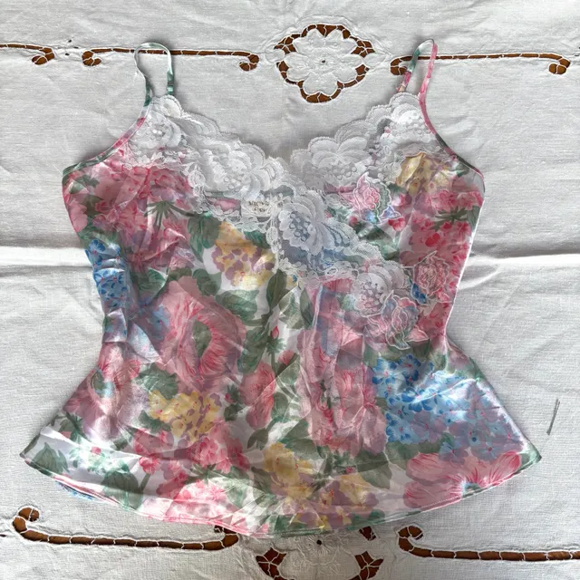 Victoria's Secret Camisole Size M Floral Lace Satin Pink