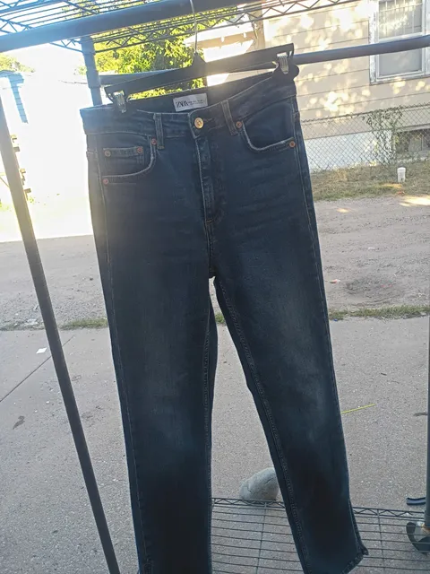 ZARA Skinny Jeans Size USA 4 Dark Blue Denim