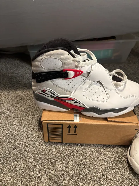 Air Jordan 8 Retro Size 7 White Black Red Sneakers