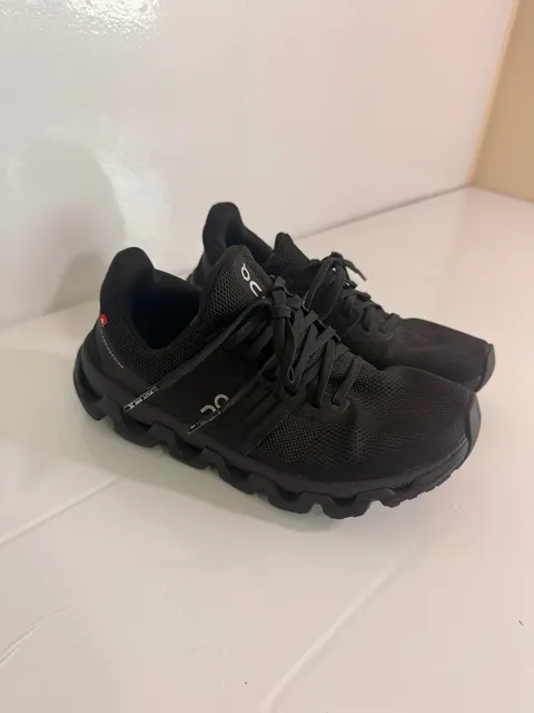 On Cloud Swift Running Shoes Black
