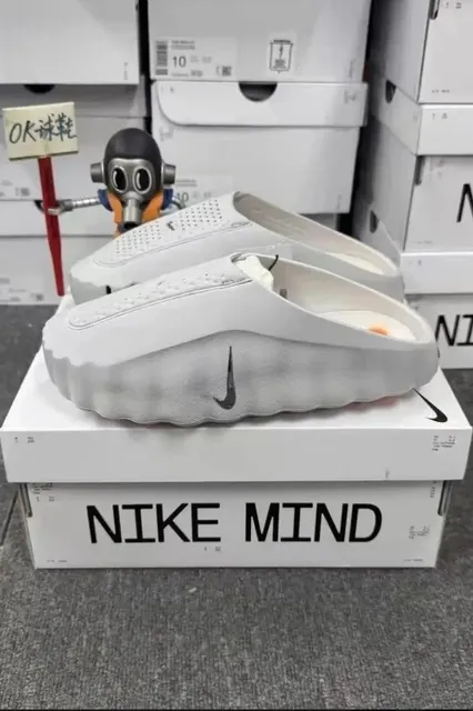 Nike Mind 001 Mule Light Smoke Grey