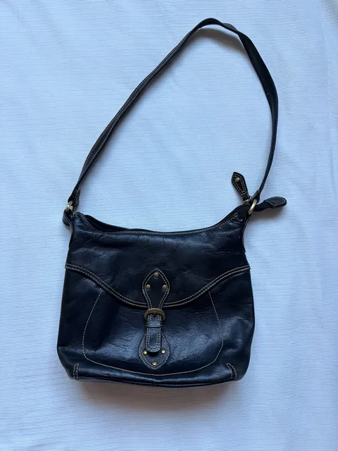 Y2K Stone Mountain Black Leather Shoulder Bag