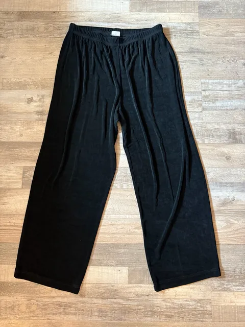 Vikki Vi Velour Pants Black size 1X