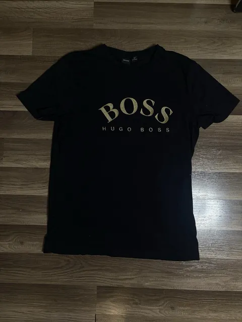 Hugo Boss T-Shirt Size M Black Gold Embroidered Logo Cotton Mens Short Sleeve