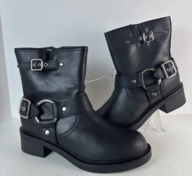 Universal Thread Black Motorcycle Boots