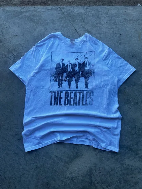 The Beatles Graphic T-Shirt Size L White Band Concert Tour Vintage Style