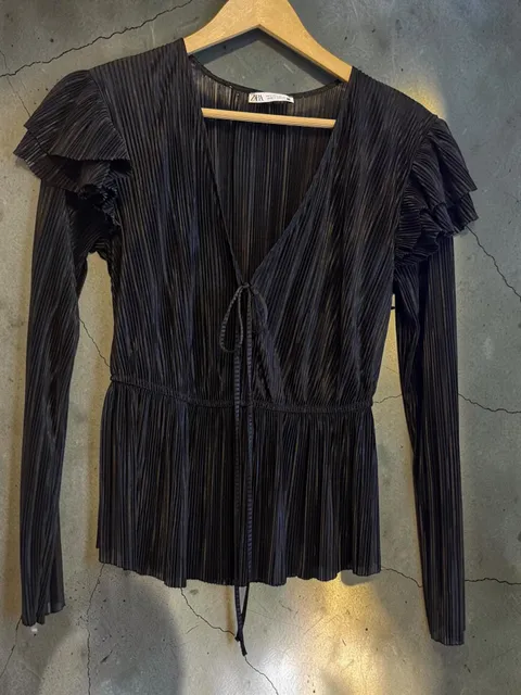 Zara Pleated Blouse Size S Black Long Sleeve Ruffle Tie Front
