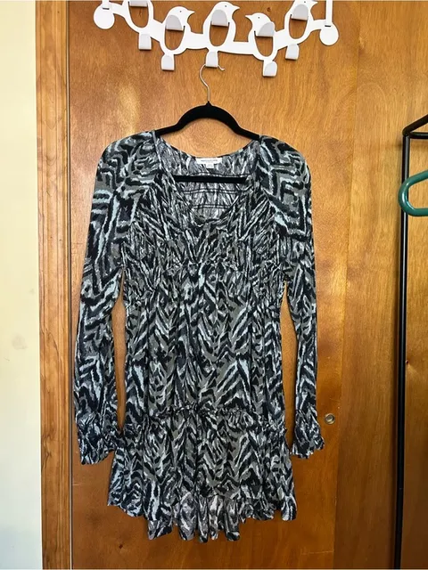 Beachlunchlounge Women's Black and Gray, Gathered V-Neck Dress Sz S