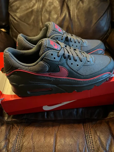 Nike Air Max 90 Premium Iron Grey University Red