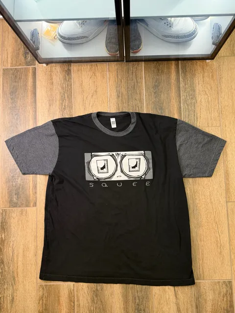 Squee Comic Anime T Shirt Size XL Black Graphic