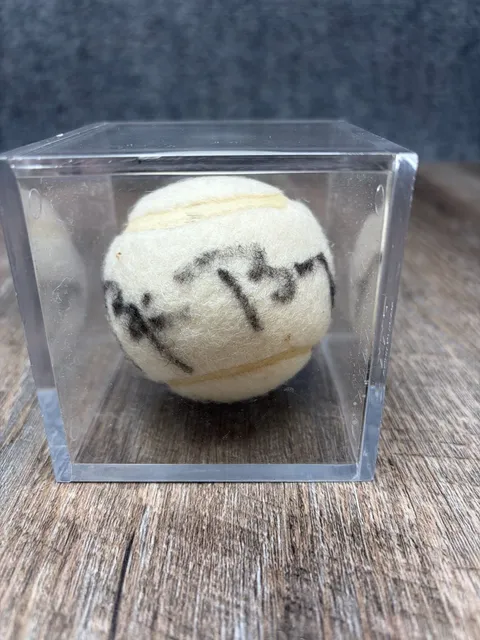 VTG Slazenger Bjorn Borg Autographed Signed Tennis Ball in sealed Display Case