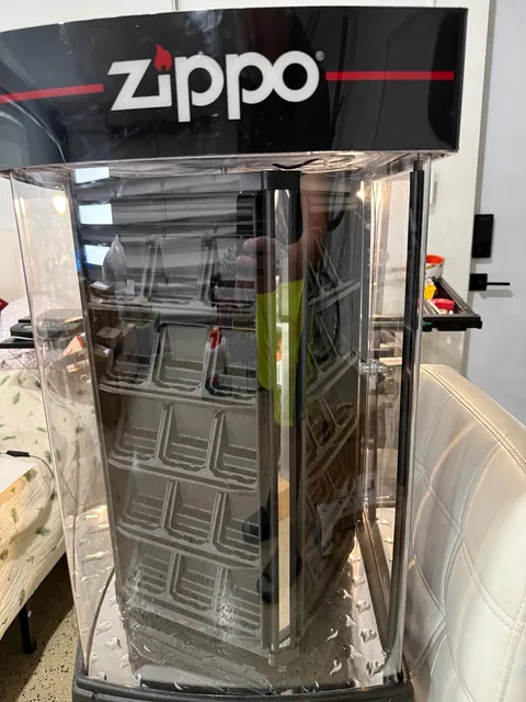 Zippo Rotating Display Case Countertop