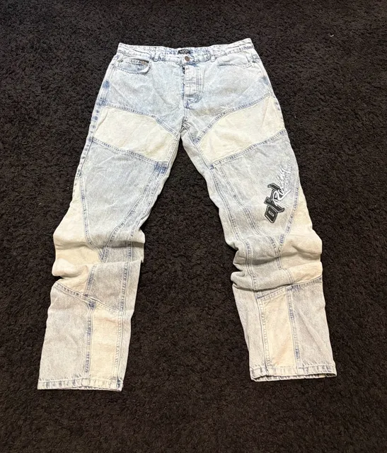 Boohoo Man Denim patterned Button Fly Patchwork Racing Motor Speedway Jeans
Straight leg SIZE Mens 38x32
Dm for measurements
Send offers
#racing #motorcycle #Denim