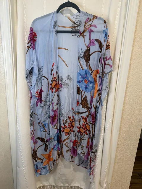 Women’s Blue Floral Kimono One Size Sheer Lightweight Boho Beach Cover Up