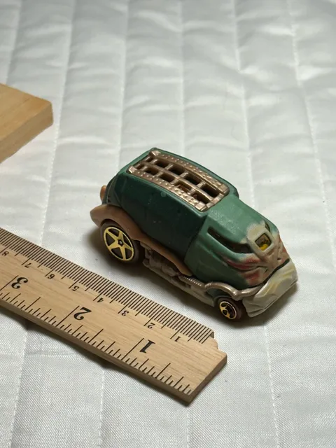 Hot Wheels Star Wars Jabba The Hutt Character Car Diecast Toy