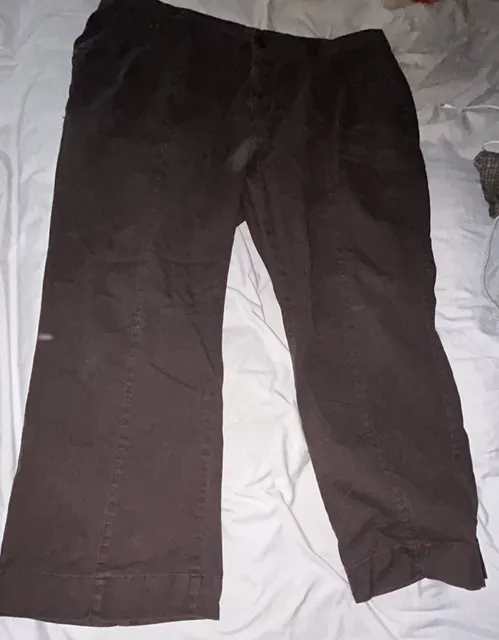 Bass Creek Outfitters Brown Pants Dark Brown Work Wear Mens
*NOT REAL BRAND*
MAKE+MODEL✅
says 16w but fits honestly really big like a 45