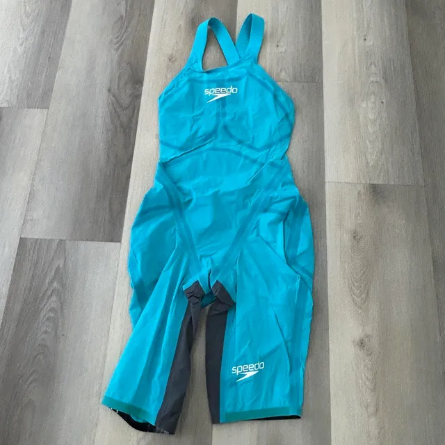 Speedo LZR Racer Fastskin Kneeskin Size 25 Blue Black Swimsuit