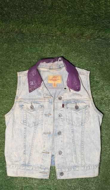 Levi's Denim Vest Size S Pretty Girl Rock Custom Painted