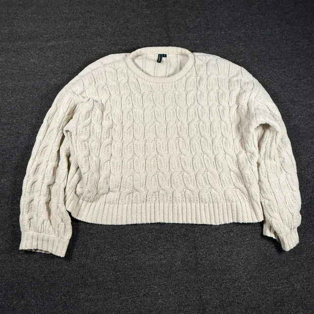 Moon & Madison Sweater Size L White Chenille Cable Knit Crewneck