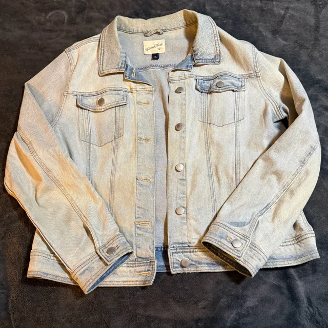 Universal Thread Denim Jacket Size XXL Light Wash