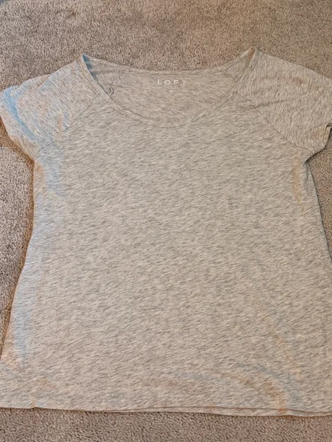 LOFT T-Shirt Size M Gray Heathered Short Sleeve Tee Scoop Neck